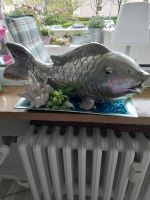 Grosser Fisch mit Zierteller Hessen - Wiesbaden Vorschau