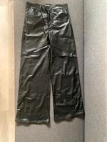 Schwarze Kunstlederhose, 38, Pull & Bear Berlin - Neukölln Vorschau