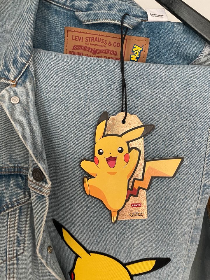 Levi’s x Pokémon 25 th anniversary Denim Jacke vintage Jeans 551 in Herne