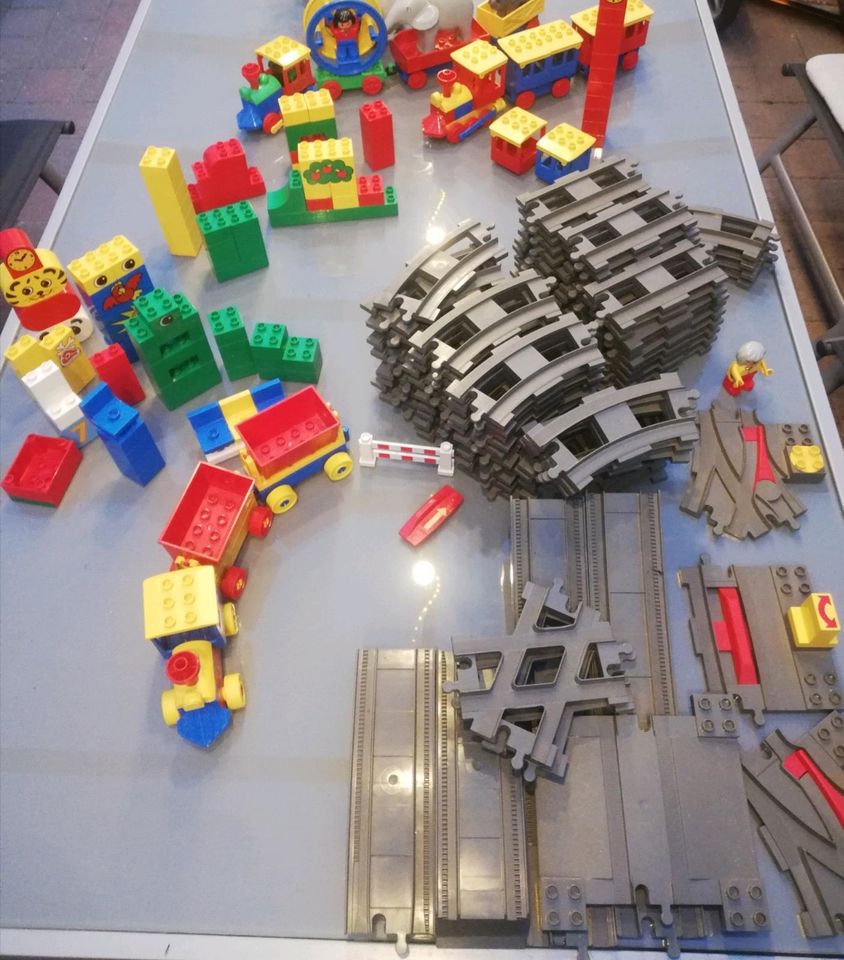 Lego Duplo Schienen Set in Roitzsch