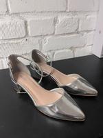 Spitze Ballerinas mit kleinem Absatz / Größe 38,5 / ALDO /NEU Münster (Westfalen) - Centrum Vorschau