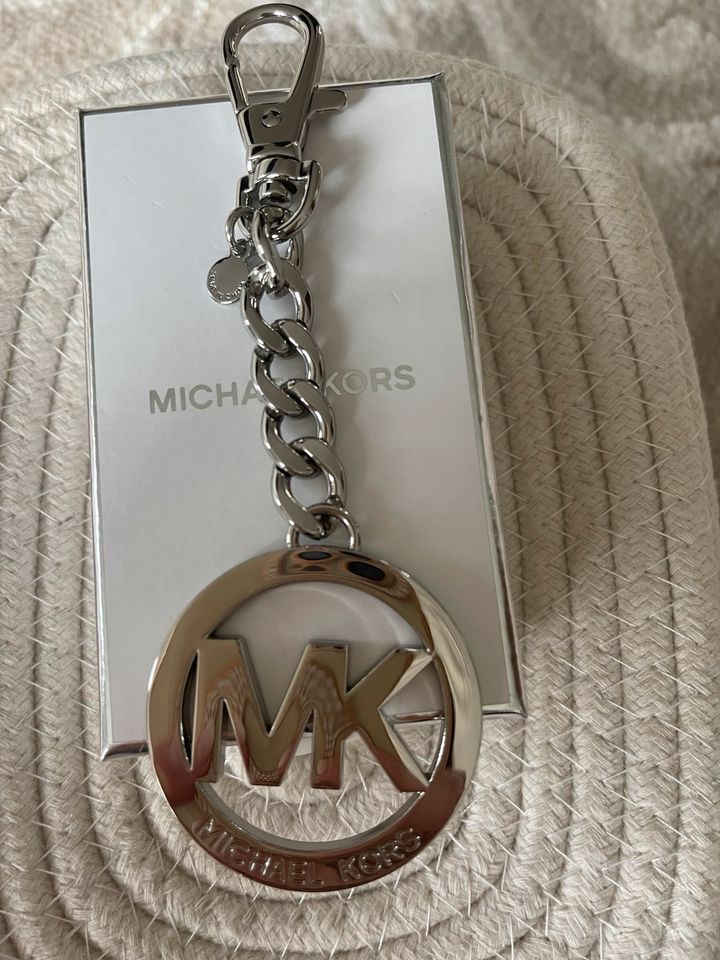 Michael Kors Schlüssel /Taschenanhänger Silber NEU! in Berlin