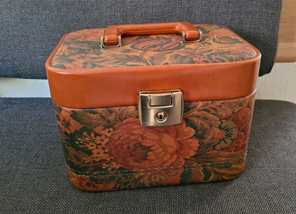 Beautycase Kosmetikkoffer aus Kunstleder Vintage (guter Zustand!) in Windischeschenbach