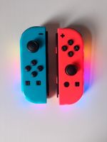 Joycon Paar für Nintendo Switch Blau/Rot mit LEDleiste OVP Dresden - Johannstadt Vorschau