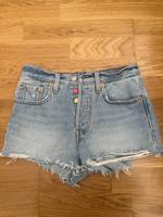 Levis Shorts blau W24 Frankfurt am Main - Westend Vorschau