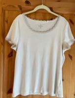 T-Shirt von C&A -Basic- Gr.L in weiß Nordrhein-Westfalen - Wegberg Vorschau