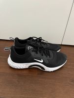 Nike Sportschuhe, Größe 42,5 Frankfurt am Main - Sachsenhausen Vorschau