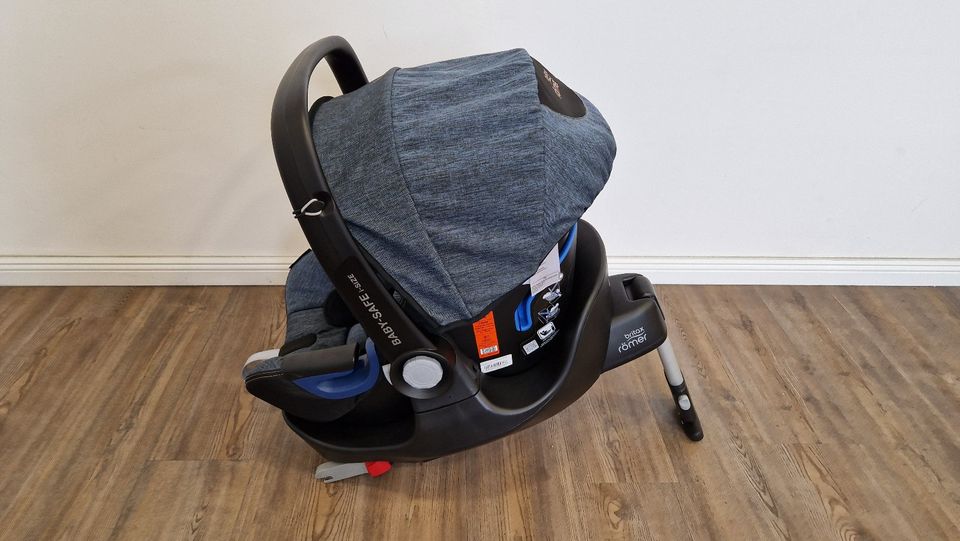 Britax Römer Baby-Safe i-Size + Base i-Size Blue Marble in Essen