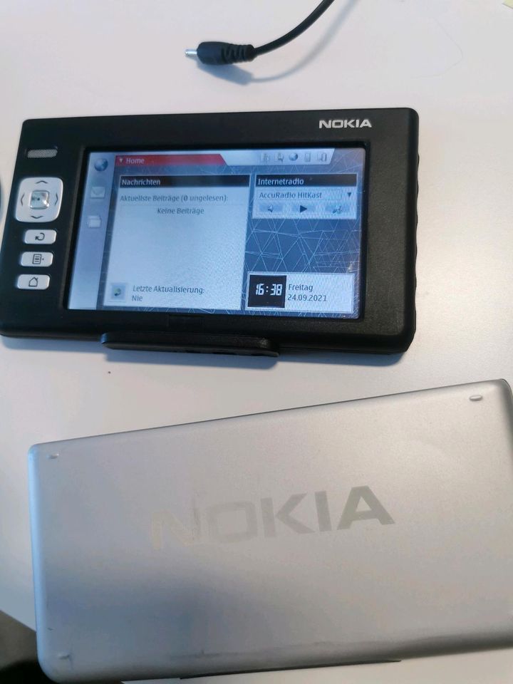 Nokia 770 Internet tablet in Haimhausen