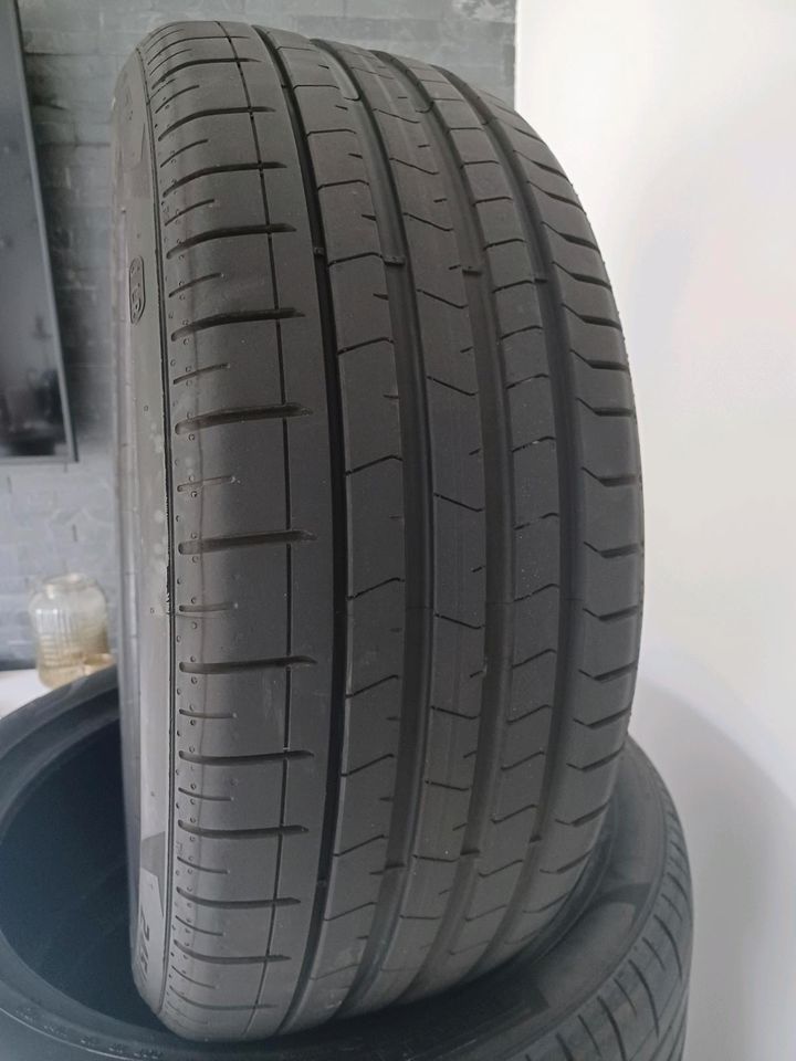 4x PIRELLI PZERO SOMMERREIFEN 245/45R20 103Y #NEUREIFEN# DOT23 in Hohenstein