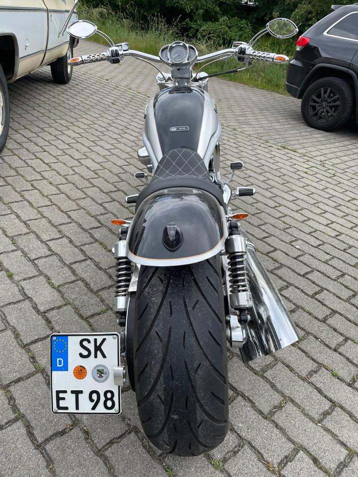 Harley-Davidson V-ROD 100th Anniversary *Heckumbau*2.Hd.* 4520 KM in Halle