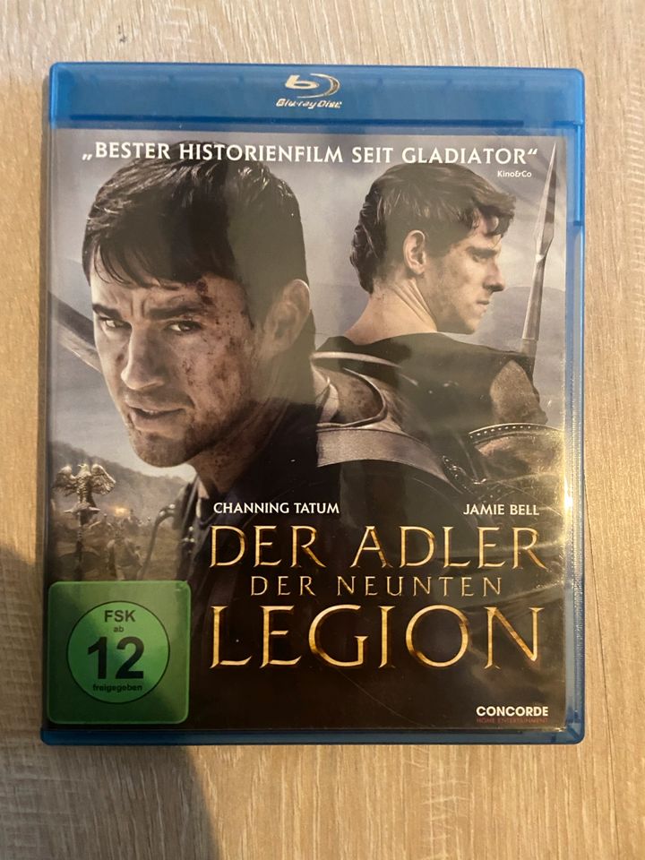 Verschiedene Blu-Rays und DVDs in Steinau an der Straße