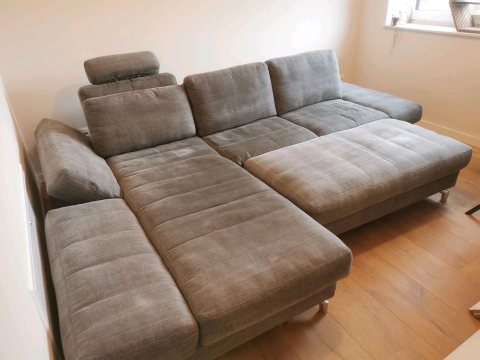 Wohnlandschaft Sofa Mezzo in grau in Bakum