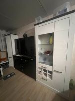 2x Wohnzimmer Schrank + 1 Schwarzer Schrank Gartis dazu Köln - Merkenich Vorschau