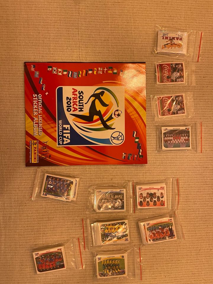 WM 2010 Panini Stickerheft komplett ungeklebt in München