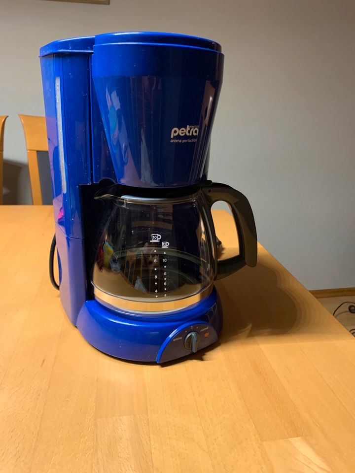 Kaffeemaschine von Petra, blau in Quakenbrück