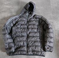 Jacke Winterjacke Adidas schwarz Größe M Hessen - Wölfersheim Vorschau