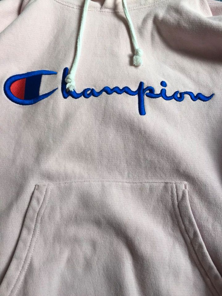 Champion Hoodie Pink M in Solingen