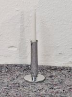 Silberner Kerzenständer mit Kerze Nordrhein-Westfalen - Recklinghausen Vorschau