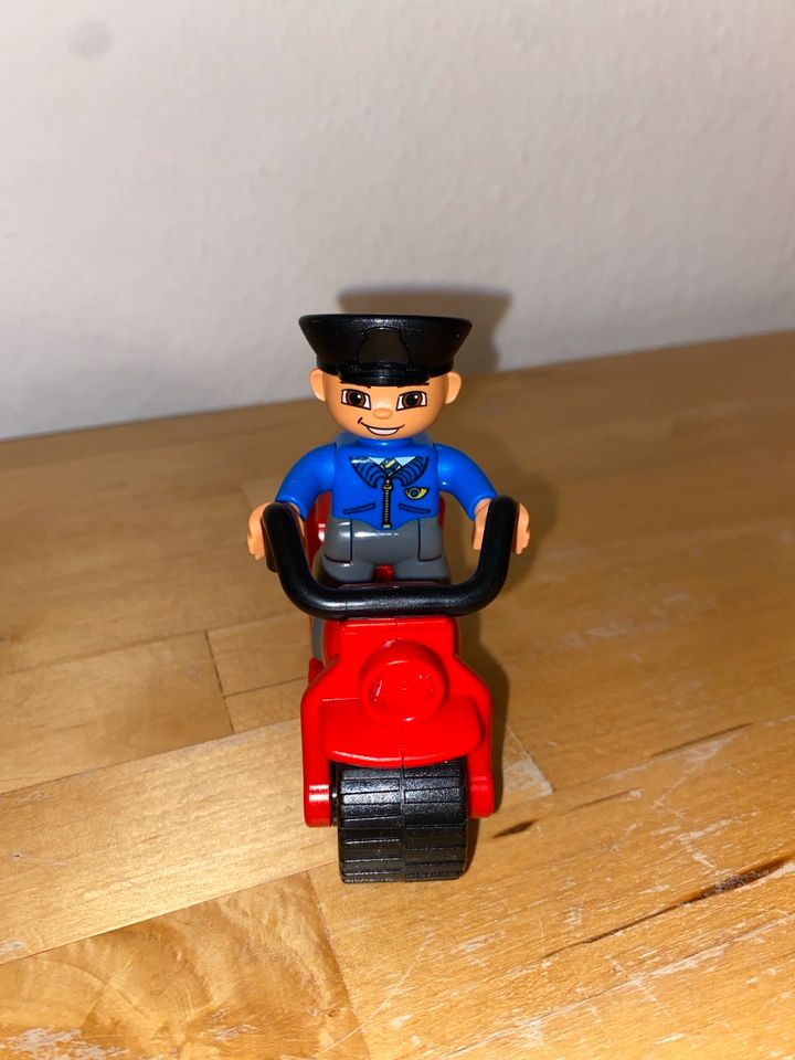 LEGO DUPLO 5638 Postbote Briefkasten Motorrad Post Paket in Kaiserslautern