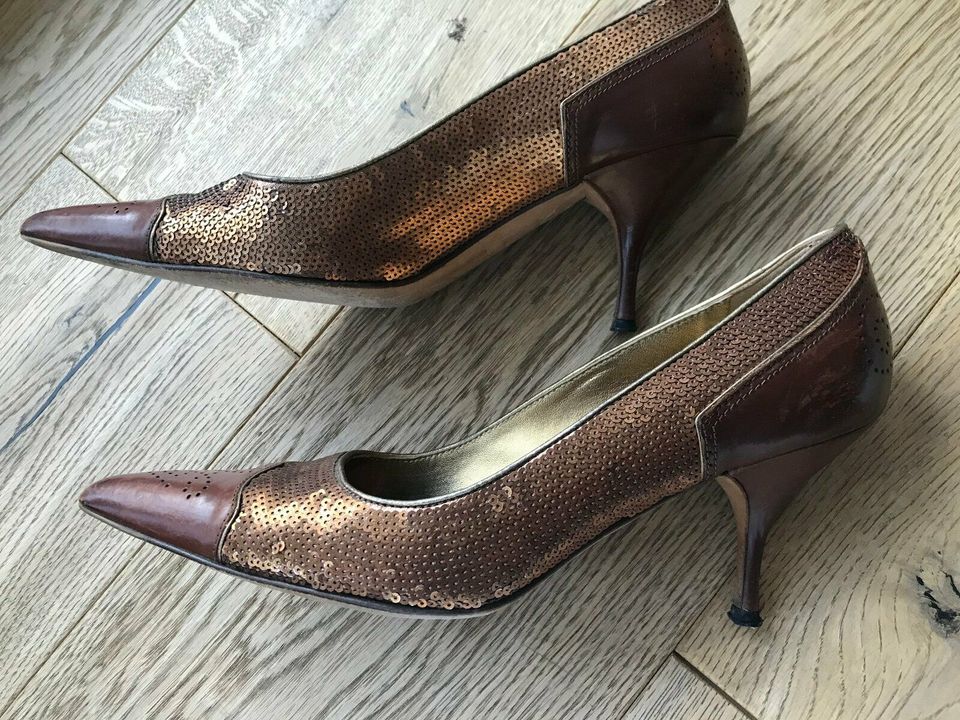 Prada Pumps Pailetten gold braun 37,5 guter Zustand in Hösbach