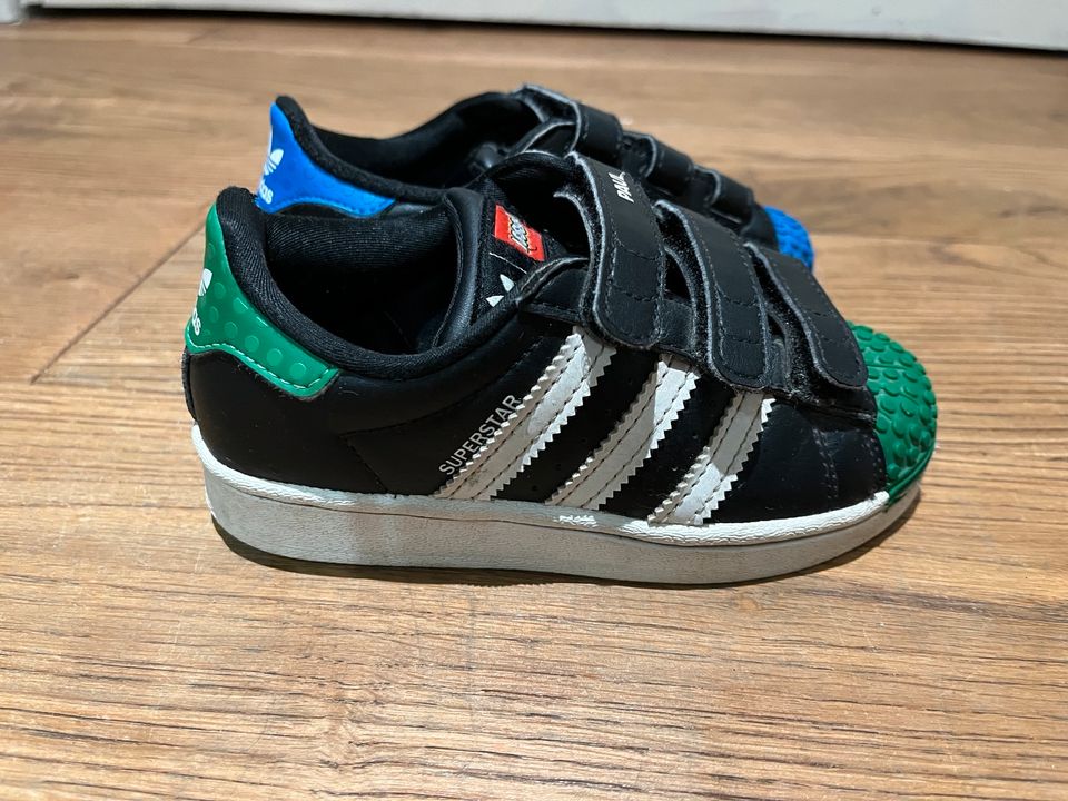 Adidas Superstar Lego Sneakers/ Turnschuhe Gr.28 in Berlin