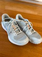 NEU ASICS Laufschuhe Gr.40,5 Baden-Württemberg - Aalen Vorschau