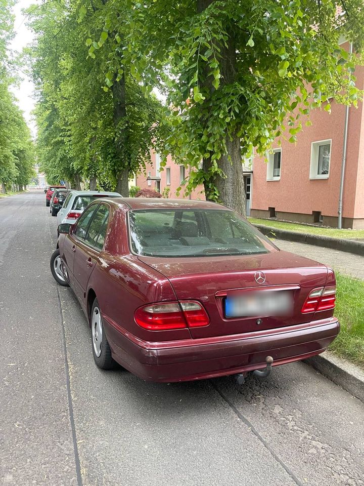 Mercedes W210 E200 CDI in Halberstadt