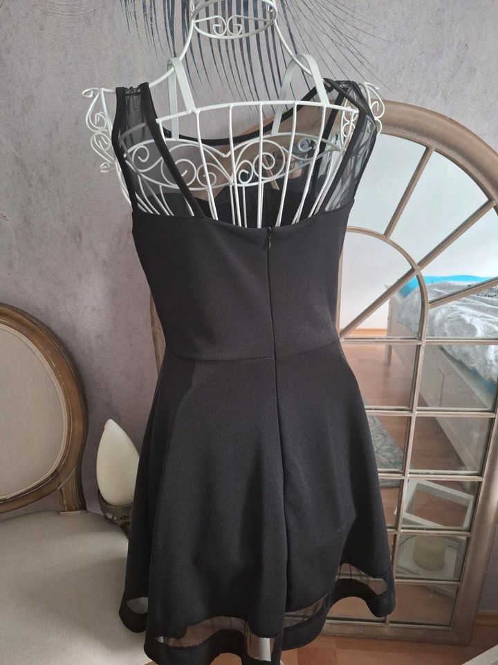 schwarzes Mini Kleid mit Netzeinsatz Mesh in M/ Gr 40 in Grettstadt