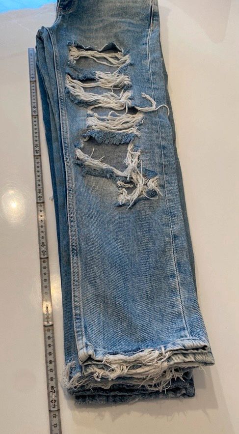 Zerrissene Jeans in Filderstadt