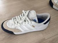 Adidas Nora wie neu Größe 42 Schleswig-Holstein - Lübeck Vorschau