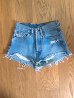 Diesel Shorts Jeans Gr. 27 Baden-Württemberg - Bietigheim-Bissingen Vorschau