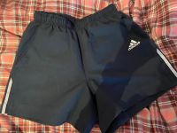 Adidas Sporthose Gr / M Niedersachsen - Großefehn Vorschau