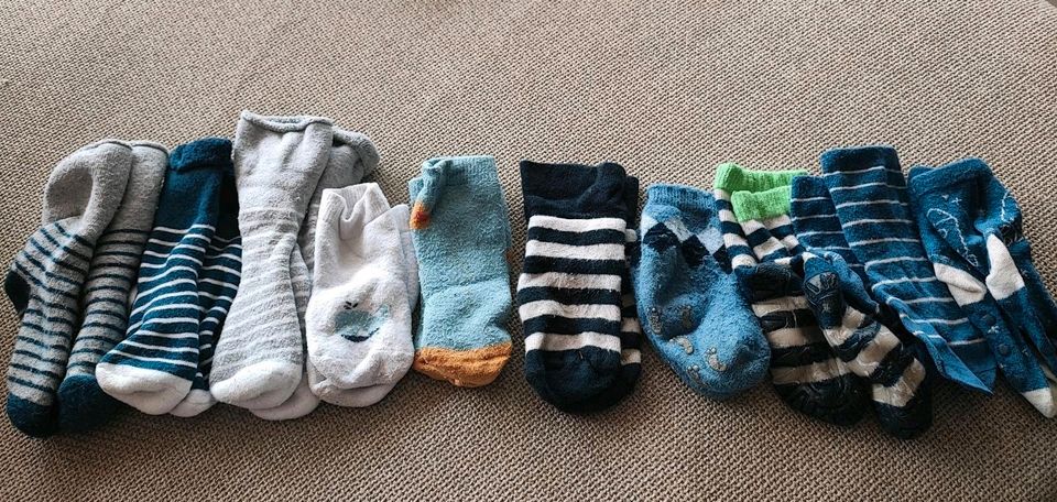 12 Paar Socken 5 xStopper Socken / 5x Wintersocken gr. 19-22 in Deckenpfronn