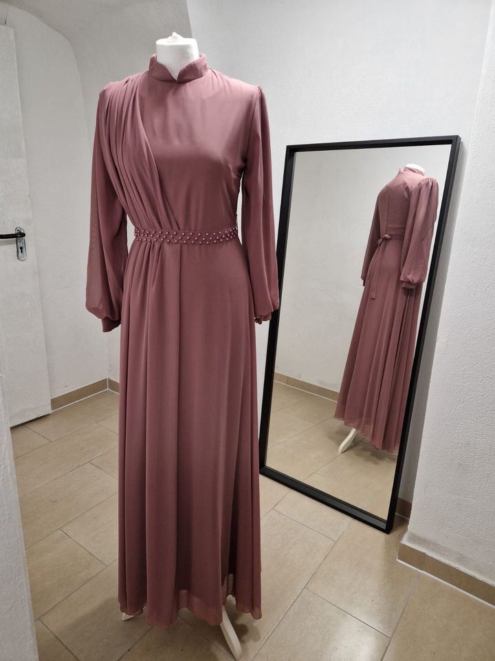 NEU Elegantes Abendkleid Ballkleid in Größe 40 L in Rosé in Bochum