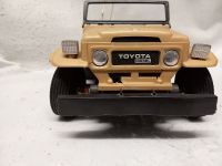 Rc TOYOTA Land Cruiser mit Fernbedienung 70 Jahren Nordrhein-Westfalen - Oberhausen Vorschau