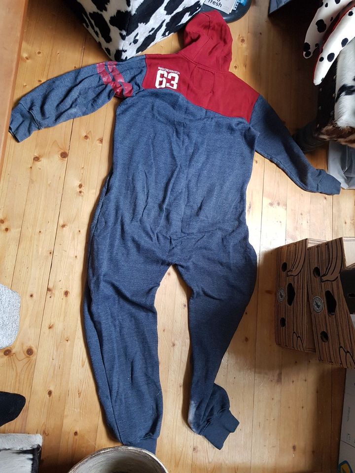 Jumpsuit, grau-rot, Gr. L in Grabenstätt