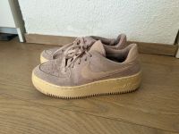 NIKE Air Sneaker 38.5 ❤️ Hessen - Lampertheim Vorschau