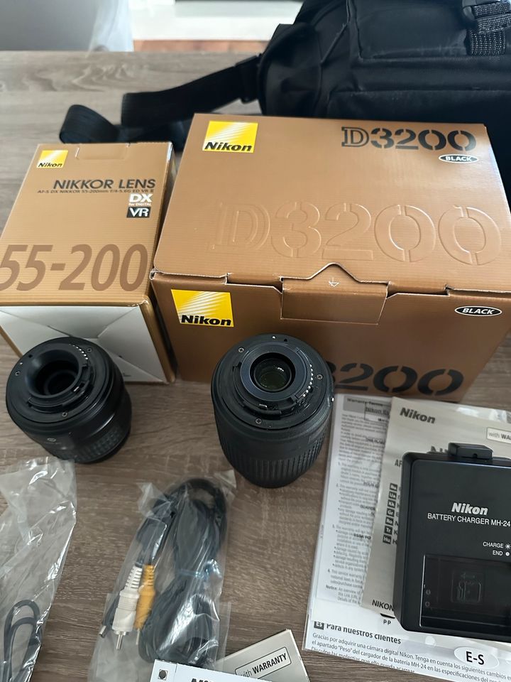 Spiegelreflexkamera Canon D3200 Double Zoom Kit in Raunheim