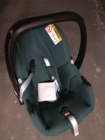 Baby Autositz mit Base unfallfrei Maxi Cosi i-size Cabrio fix Innenstadt - Köln Deutz Vorschau