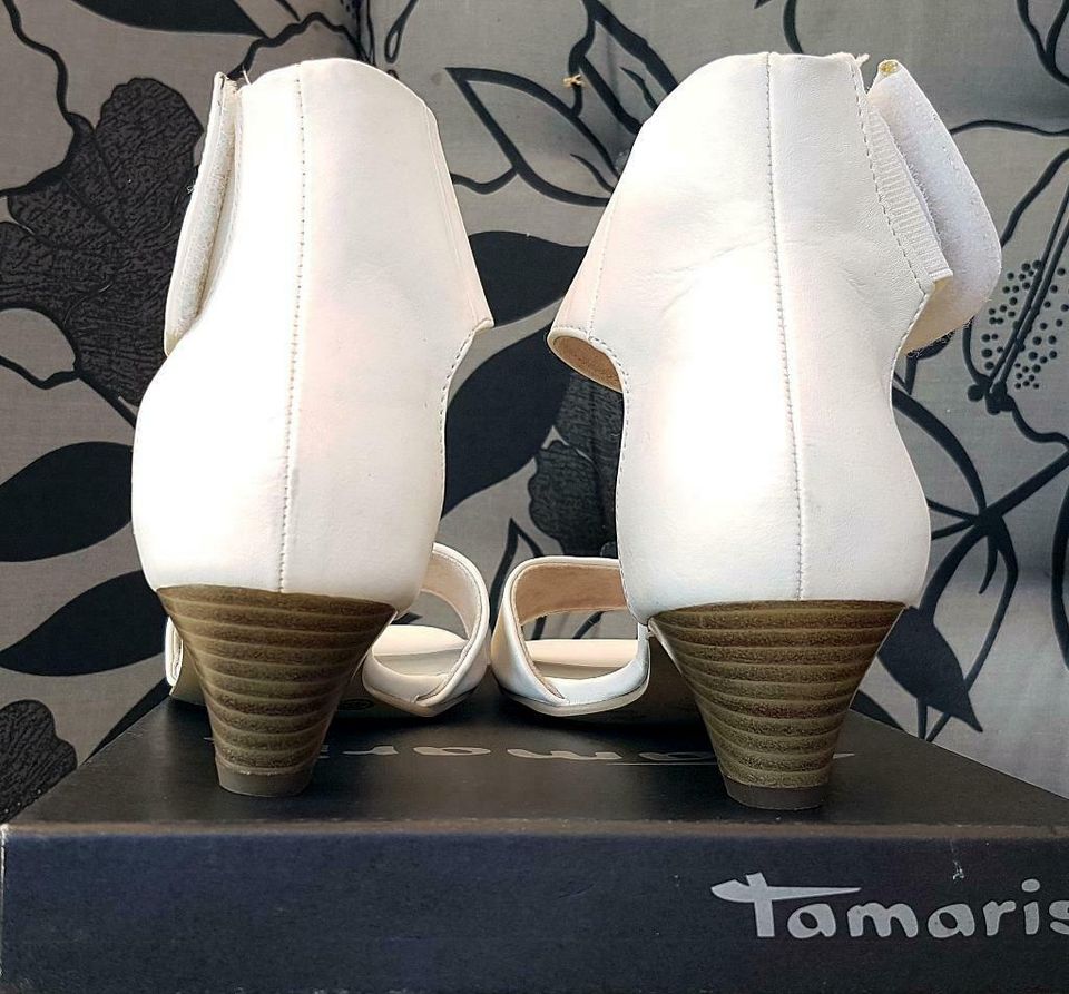 tamaris wortmann Damenschuhe weiß 40 Damen Schuhe weiss wie NEU in Ratingen