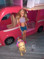 Barbie mit laufendem Hund, Kotschaufel und Leine Niedersachsen - Salzgitter Vorschau