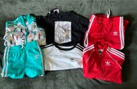 Adidas Trainingsanzüge & Tshirts | Kleiderpaket Gr. 80-92 Berlin - Pankow Vorschau