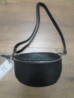 Crossbody Bag Genuine Leather Bose in Pelle Italien Bauchtasche Nordrhein-Westfalen - Königswinter Vorschau