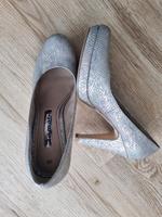 Tamaris Heels - Stöckelschuhe Schuhe 38 silber Hessen - Groß-Umstadt Vorschau