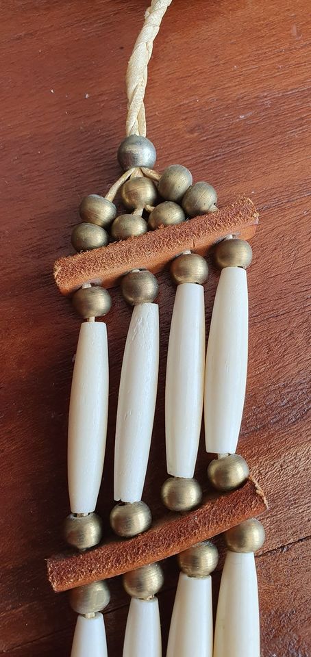 Indianerschmuck Halsband Knochenhalsband Indianische Handarbeit in Böblingen
