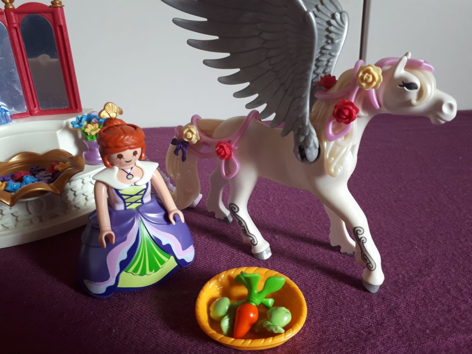 Playmobil - Princess - Pegasus mit Schmück-Ecke - 5144 in Sehnde