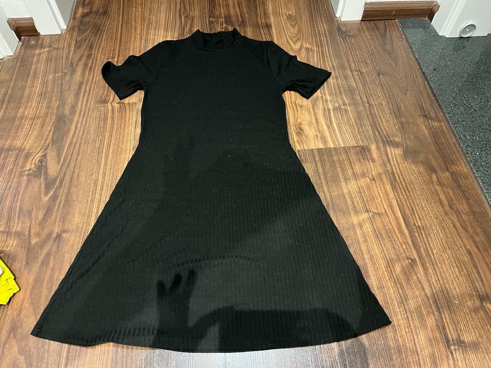 HOLLISTER Kleid Jerseykleid schwarz S 34 38 in Hemmingen