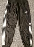 Adidas Trefoil 3D Herren Hose Gr. L Trainingshose Chile X1035 Nordrhein-Westfalen - Willich Vorschau