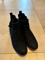 Stiefeletten, schwarz Niedersachsen - Ostrhauderfehn Vorschau